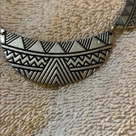 Geometric Silver Necklace NWOT - Picture 2 of 3